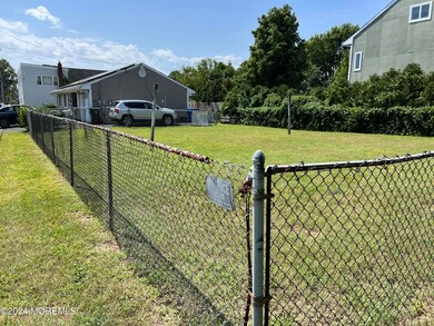 5 Ocean Ave, North Middletown, NJ 07748 - photo 4