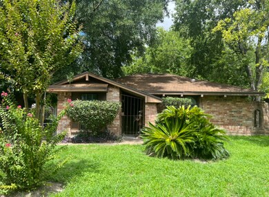 842 Conklin St, Houston, TX 77088 - photo 3