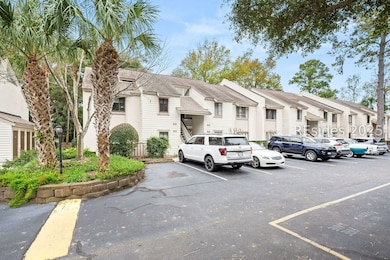 25 Deallyon Ave unit 110, Hilton Head Island, SC 29928 - photo 2