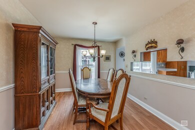 10S524 Wind Jammer Ln, Naperville, IL 60564 - photo 7