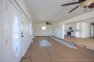 573 Langston Rd, Newton Grove, NC 28366 - photo 5