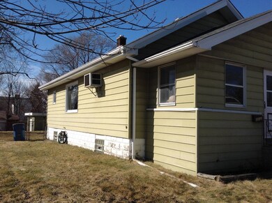 8836 Parrish Ave, Highland, IN 46322 - photo 2