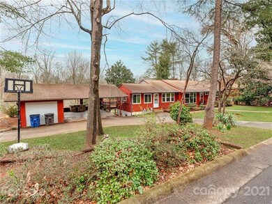 711 N Oakwood Dr, Statesville, NC 28677 - photo 2