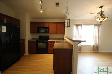 Breakfast bar and Dining area
