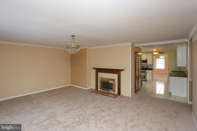 357 Dameron S, Laurel, MD 20724 - photo 4