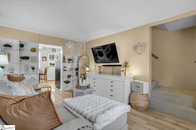 26 Faris Cir, Greenville, SC 29605 - photo 3