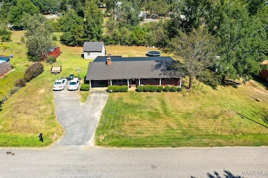 403 MacMillian Dr, Thomasville, AL 36784 - photo 6