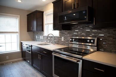 98 Poplar St unit 2, Danvers, MA 01923 - photo 2