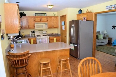 932 Robin Ct, Dyer, IN 46311 - photo 7