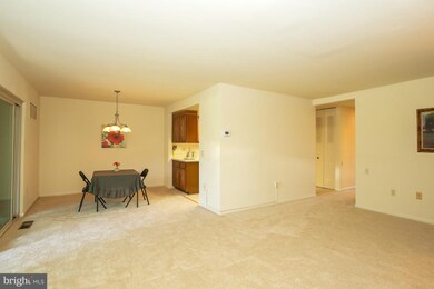 3468 Chiswick Ct unit 432C, Silver Spring, MD 20906 - photo 5