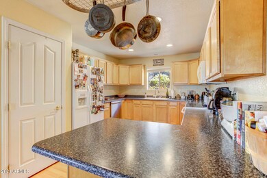 Kitchen (2)