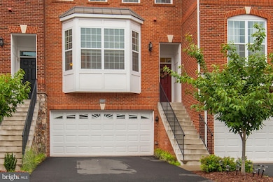 43237 Mitcham Square, Ashburn, VA 20148 - photo 2