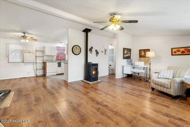 1665 W Antelope Cir, Paulden, AZ 86334 - photo 4