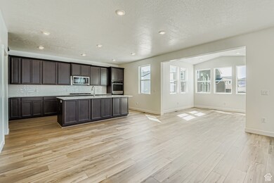 5117 N Lukes St unit 187, Eagle Mountain, UT 84005 - photo 2