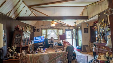 3 bed 1 bath fixer upper004