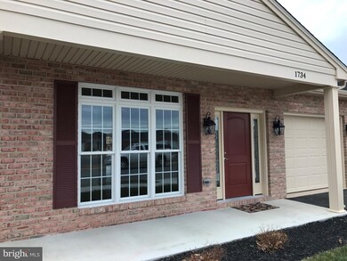 1734 Meridian Dr, Hagerstown, MD 21742 - photo 4