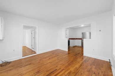 8811 Pine Rd, Cincinnati, OH 45242 - photo 3