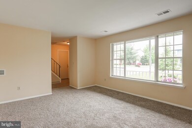 585 Harvest Dr, Harrisburg, PA 17111 - photo 2