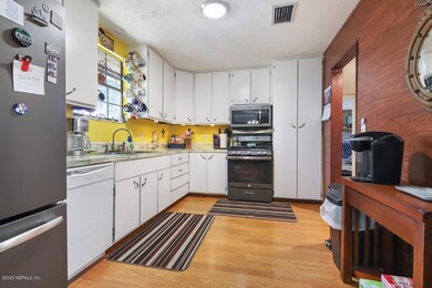 1495 Mohawk Ave, Jacksonville, FL 32210 - photo 7