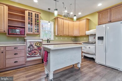 49 Hartzell Dr, Shepherdstown, WV 25443 - photo 6