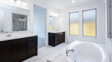 19311 Seabiscuit Stable Trail, Tomball, TX 77377 - photo 5