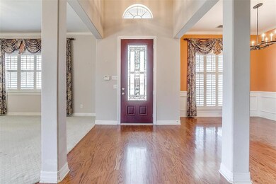 2217 Bedford Cir, Bedford, TX 76021 - photo 4