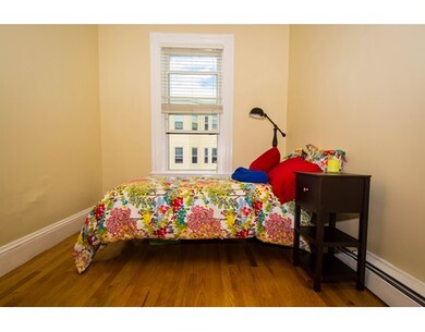 518 Putnam Ave, Cambridge, MA 02139 - photo 3