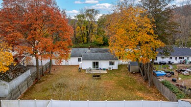 118 Hellstrom Rd, East Haven, CT 06512 - photo 7