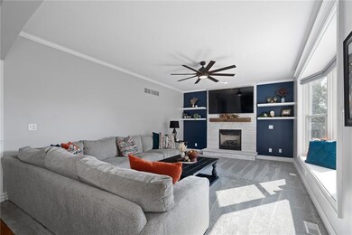 610 Duncan Cir, Raymore, MO 64083 - photo 7