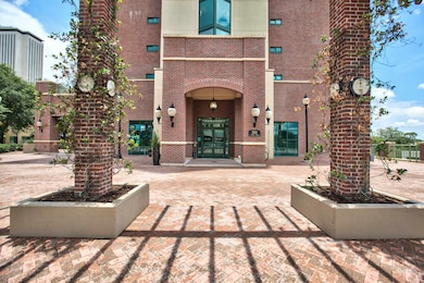 Plaza Tower unit 1603, Tallahassee, FL 32301 - photo 3