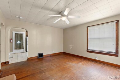 409 Louis St, Cape Girardeau, MO 63703 - photo 2