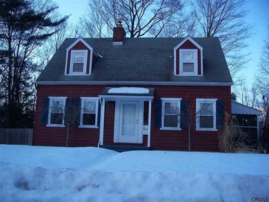 38 Surrey Rd, Schenectady, NY 12302 - photo 2
