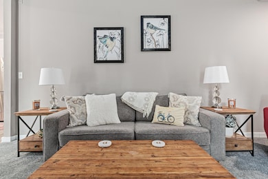 307 Walnut St unit 2, Saint Paul, MN 55102 - photo 3