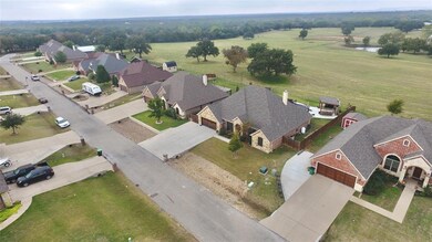 2826 Willow Ridge Cir, Granbury, TX 76049 - photo 4