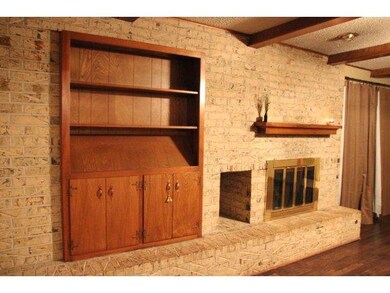 Fireplace with built-ins