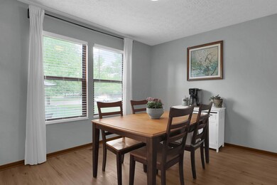 10-web-or-mls-363-evening-way