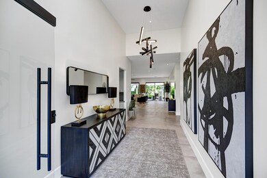 ENTRY HALL DETAIL ANGLED MLS