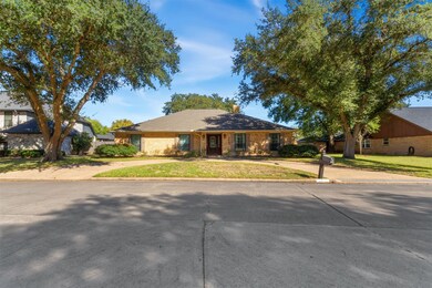 2603 Live Oak Dr, Rosenberg, TX 77471 - photo 2