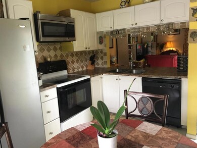 KITCHEN (2)