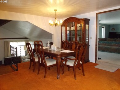 718 NW 3rd Dr, Pendleton, OR 97801 - photo 5