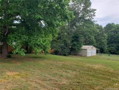 1032 Spring Dr, Gastonia, NC 28052 - photo 5