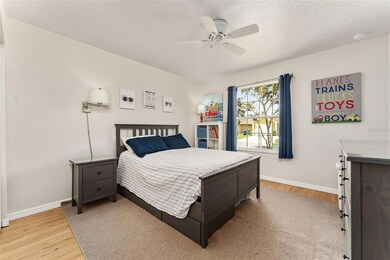 12296 NE 48th Loop, Oxford, FL 34484 - photo 5