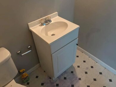 2214 Melbourne St unit A-C, Houston, TX 77026 - photo 7