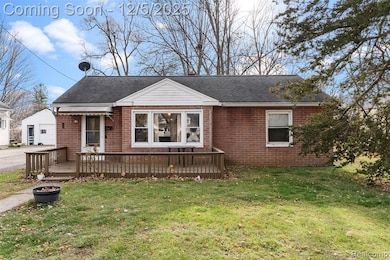 821 Ryan St, Owosso, MI 48867 - photo 3