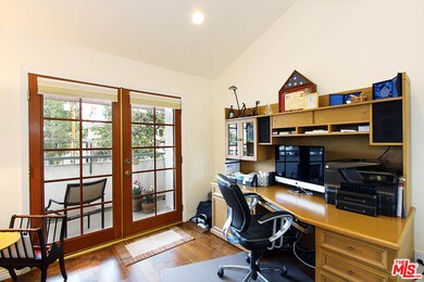 3rd bedroom used as office