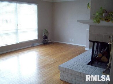 2802 Sycamore Terrace, Bettendorf, IA 52722 - photo 4