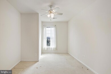 8615 Fluttering Leaf Trail, Odenton, MD 21113 - photo 6