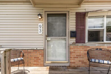 75LawrenceAve.Columbs-Exterior-9288