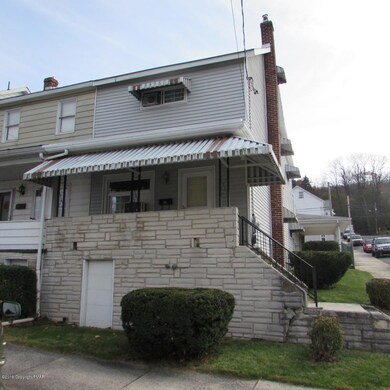 600 E Bertsch St, Lansford, PA 18232 - photo 2