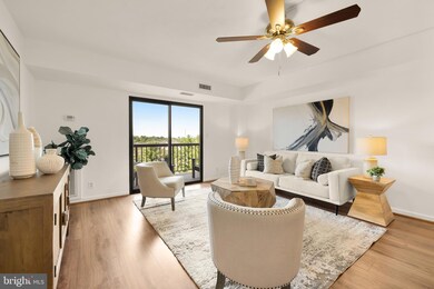 Lakeside Plaza Condominium unit 1130, Baileys Crossroads, VA 22041 - photo 4